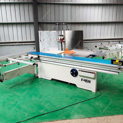Serra de mesa deslizante de precisão de estilo horizontal F45N para fabricação de placas de gesso