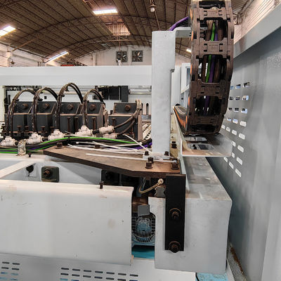 Máquina de corte de placas de madeira por computador totalmente automática MJ6228A