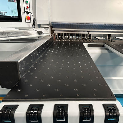 Máquina de corte de placas de madeira por computador totalmente automática MJ6228A