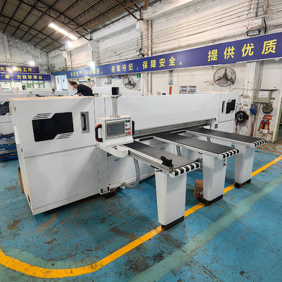 16.5kw Potência Computarizado CNC Automático Painel de madeira de corte Serra de viga para trabalhos de madeira