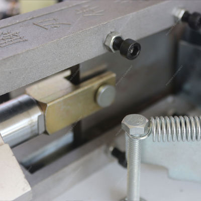 Métodos de trabalho Máquina de banda de borda totalmente automática para curvas de braço dobrável