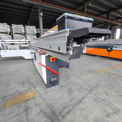 Serra de corte de painel de precisão de mesa deslizante para a madeira industrial 45 90 graus