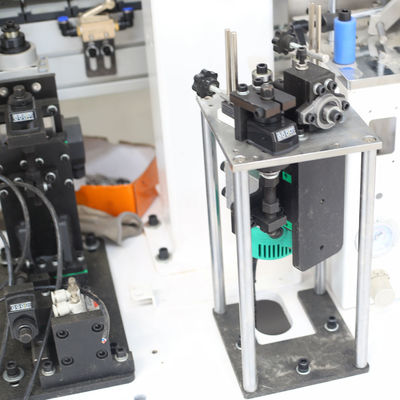 Máquina de colagem de borda de vedação de borda de formação de borda macia personalizada com tensão 380V