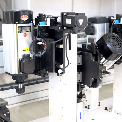 Máquina de colagem de borda de vedação de borda de formação de borda macia personalizada com tensão 380V