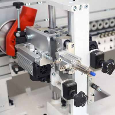Máquina de bandagem de borda de moldagem macia de 5kW para pré-moagem de móveis de melamina e muito mais