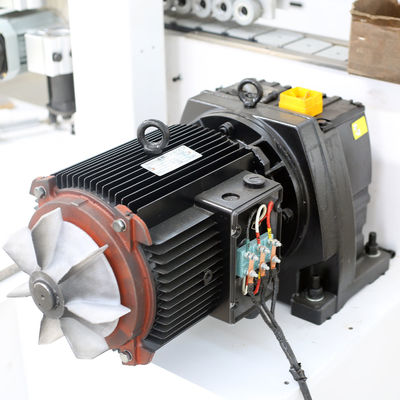 Máquina de bandagem de borda de moldagem macia de 5kW para pré-moagem de móveis de melamina e muito mais