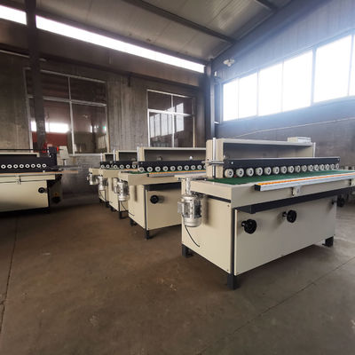 240 KG Peso PM40D Painel de madeira personalizável Automático lateral Sander Borracha de polimento máquina porta do armário