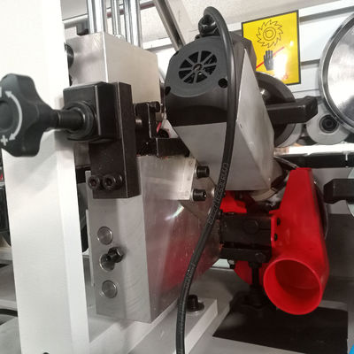 Lojas de materiais de construção Trabalho de madeira Bander de borda compacto com 5 funções em 5,92kW de potência