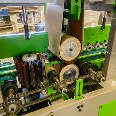 Máquina de polir quadrados de madeira de 350 mm de comprimento mínimo para calibragem automática