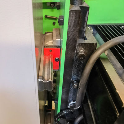 PS8130 Máquina de moagem automática de bordas laterais para carpintaria Máquina de polir quatro laterais