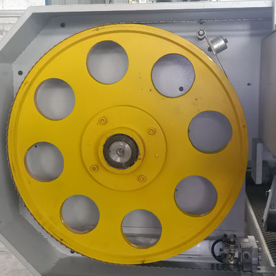 MJ400 Serradora automática de faixa horizontal para corte de madeira quadrada Largura da cinta transportadora 380 mm