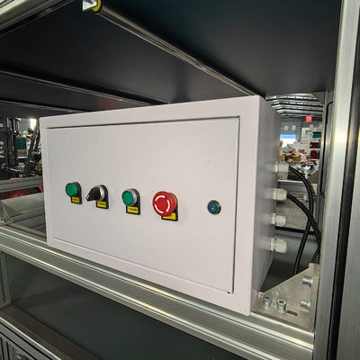 Projeto de máquina de roteador CNC de alimentação e descarga automática com plataforma transportadora