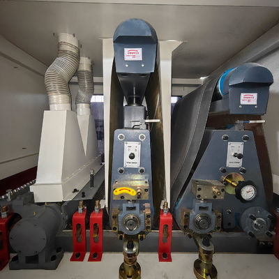 Máquina de arejar pesado totalmente automática 630 para planamento de madeira e acabamento de superfícies