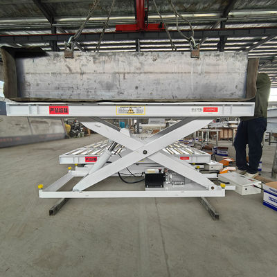 Tabela de rolos elétricos de elevação de tesoura de 1500 kg para carga de painéis em equipamentos de serra de painéis CNC