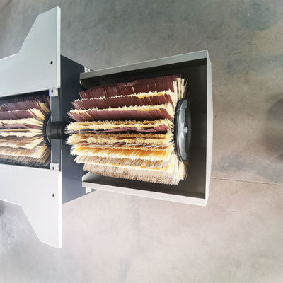 Máquina de lixar madeira Bateria Máquina de polir PM120A em oficinas de reparação de máquinas