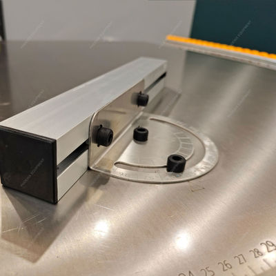 Máquina de corte de madeira contraplacada de mesa deslizante de alta precisão com PDMJ16 Mini Panel Saw Motor