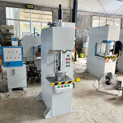 Home Aplicações Y41-30T CNC de precisão Pequena Prensa Hidráulica Vertical com 4kW de Potência