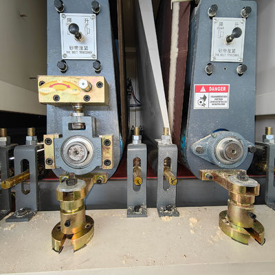 R-R1000 Sander de adsorção a vácuo de trabalho pesado de madeira com tamanho de saco de areia 1020 * 2000mm