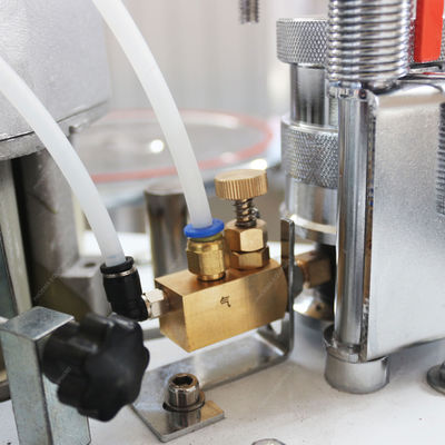 Máquina automática de curvatura de bordas para móveis de braço dobrável multifuncional
