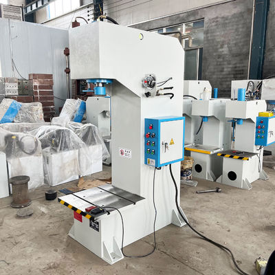 Pequena máquina de broaching com 25MPa Max. Pressão hidráulica e 200mm de profundidade de garganta