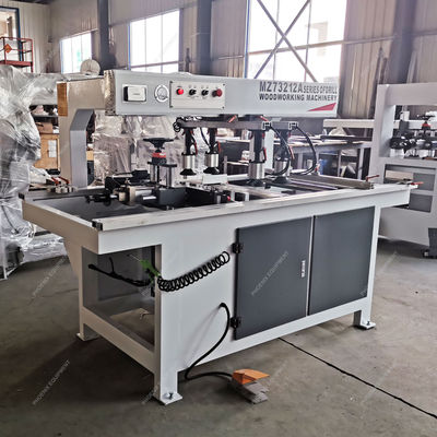 Lojas de material de construção Trabalho da madeira Linha 2 Máquina de perfurar buracos com 1,5*2 kW de potência