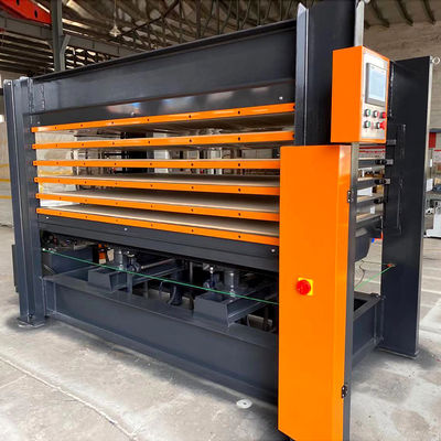 Máquina de prensagem a quente para o trabalho de madeira O segredo do sucesso na indústria de móveis