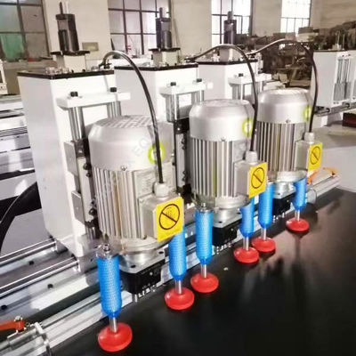 1.5kw*3 Ferradura de perfil de alumínio e mini-perfuradora para perfuração de buracos profundos em múltiplos eixos