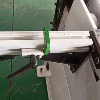 Máquina de perfuração de buracos laterais de 220V/380V/Customizada para trabalho de madeira de eixos múltiplos