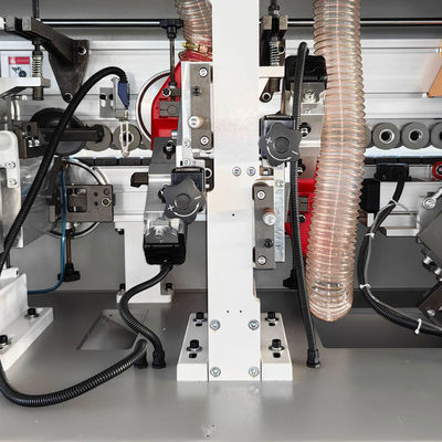 Máquinas automáticas de bandagem de borda para carpintaria CNC, com potência de pré-moagem de 12 kW