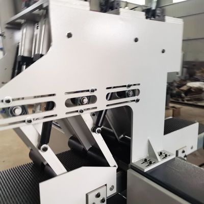Máquina horizontal automática de corte de madeira quadrada