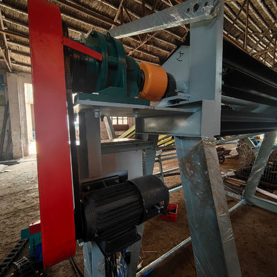 Mobiliário de painel rotativo de pinça pneumática compositor de portador de 1,5 kW para indústria da madeira