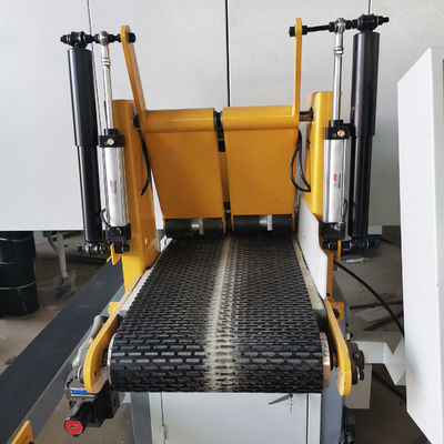 MJ300 Alta Velocidade Alimentação automática grande para cima Tela de corte de madeira sólida Máquina de serragem horizontal de banda
