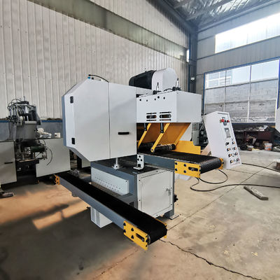 MJ300 Alta Velocidade Alimentação automática grande para cima Tela de corte de madeira sólida Máquina de serragem horizontal de banda
