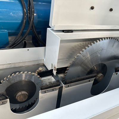Máquina de corte de madeira CNC de 6300x7500x1900mm para fabricação de serras eletrônicas