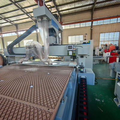 Velocidade máxima de deslocamento 80000mm/min PK2040 ATC 1325 2040 Máquina de escultura CNC para trabalhos de madeira
