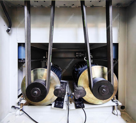 Máquina de lixação de correia de precisão totalmente automática para linha de produção de carpintaria