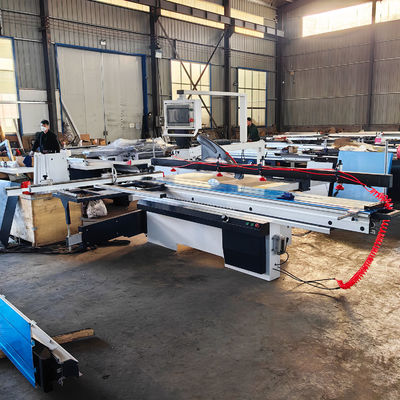 Máquina de corte de madeira de precisão industrial CNC