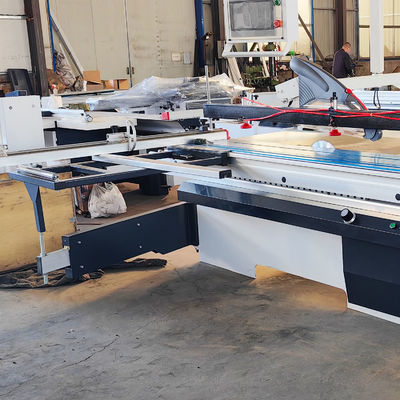 Plantas de fabricação de corte de madeira CNC painel deslizante CNC-6132 com estilo horizontal