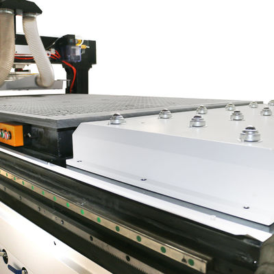 3PH 60Hz PM1325 ATC CNC Roteador de madeira para corte de MDF