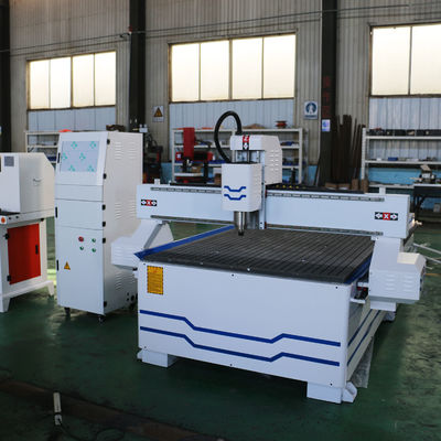 PM1325 Máquina de escultura de publicidade de trabalho de madeira CNC com precisão de posicionamento de 0,02 mm