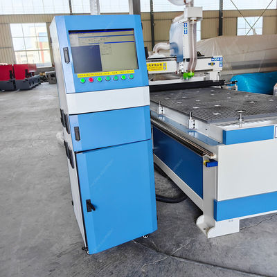 PK1325 Máquina de fabricação de móveis CNC para escultura de madeira e corte de armários Multifuncional