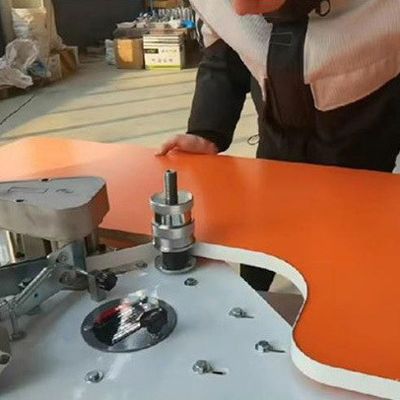 Pressão de ar 0,5-0,8Mpa Tela de toque Braço dobrável Bandagem de borda Máquina de operação fácil