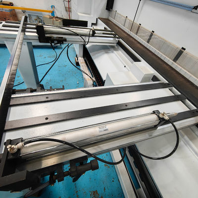 3800 KG MJ6230B Serra de vigas automática horizontal CNC para corte de placas de madeira