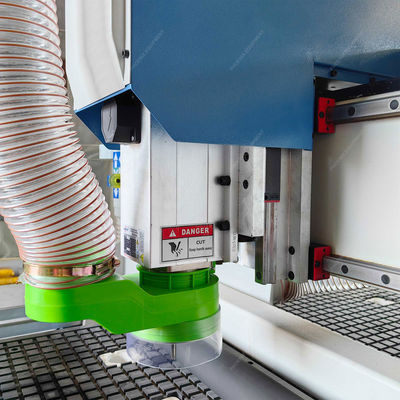 Speed PK1325 Máquina multifuncional 3D CNC de escultura de portas de madeira para cópia automática