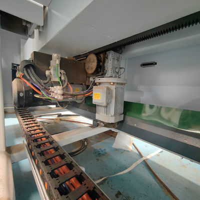 Máquina de corte de placas de madeira de posicionamento manual com pressão de ar de 0,6-0,7Mpa