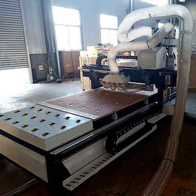 Velocidade máxima de trabalho 25000mm/min 1300×2500mm Tamanho da mesa de trabalho