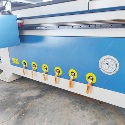 Máquina de gravação e fresagem CNC de 3 eixos versátil com Taiwan Hiwin Square Guide Rail