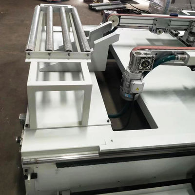 Velocidade MJ-27308 Processamento de madeira CNC Automática Porta de madeira Painel de madeira Quatro bordas laterais Serra de corte
