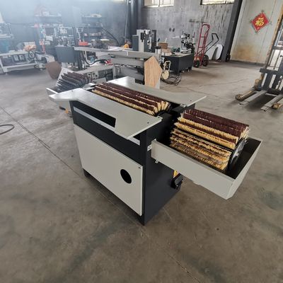 Borracha de porta de madeira maciça Sander Máquina de polimento Roller Diâmetro 300 mm Peso KG 160 KG