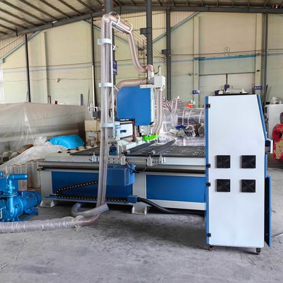 Roteador CNC de trabalhos de madeira de alta velocidade com 6 espindéis para escultura e gravura 3D